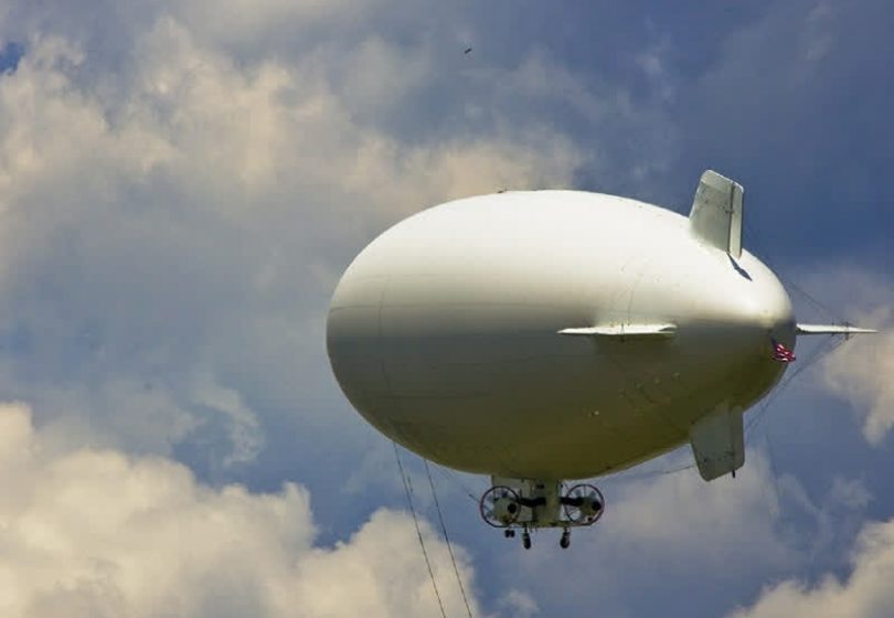 zeplin vs blimp